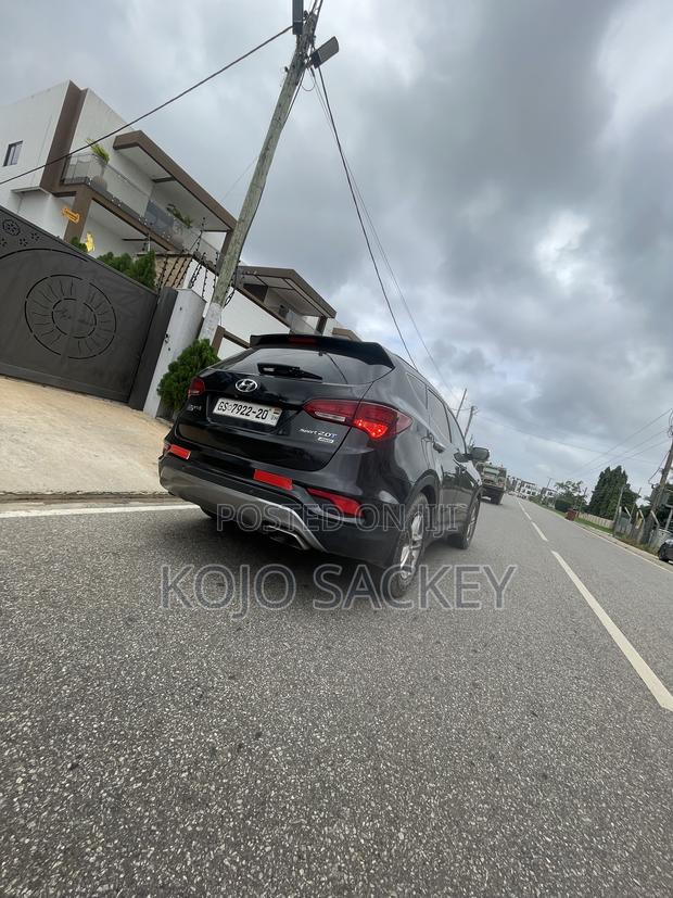 Hyundai Santa Fe SE Ultimate AWD 2018 Black