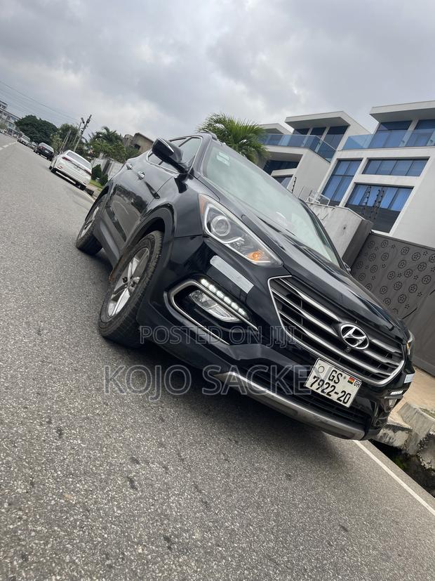 Hyundai Santa Fe SE Ultimate AWD 2018 Black
