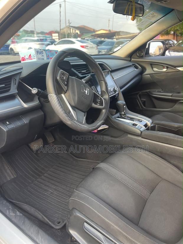 Honda Civic EX 4dr Sedan (2.0L 4cyl) 2017 White
