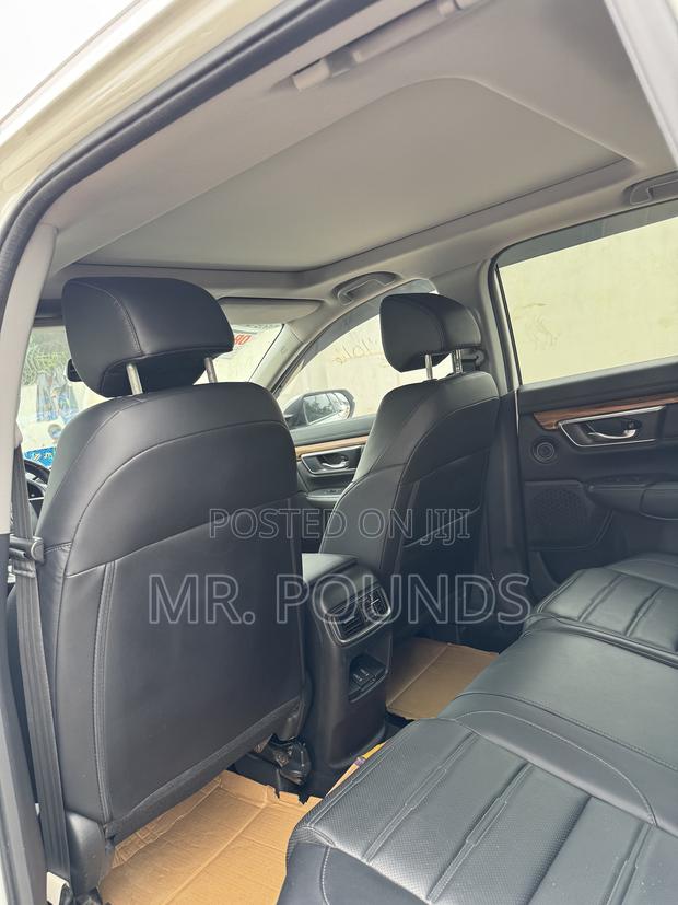 Honda CR-V Touring AWD 2018 White