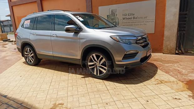 Honda Pilot 2018 Gray