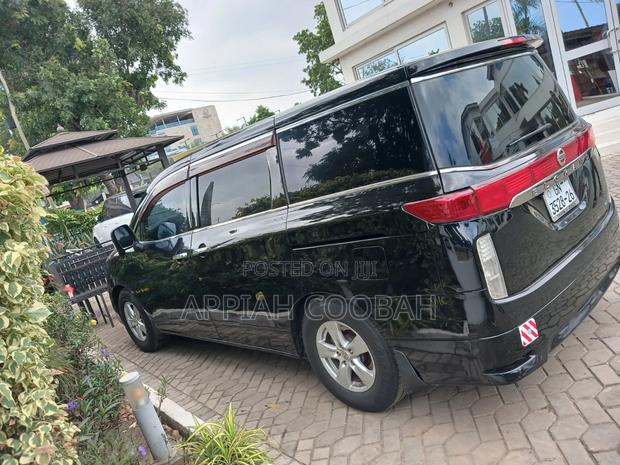 Nissan Elgrand 2017 Black