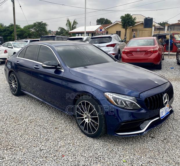 Mercedes-Benz C400 2016 Blue