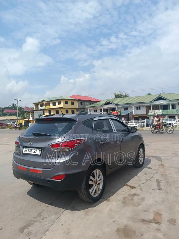 Hyundai Tucson 2012 Gray