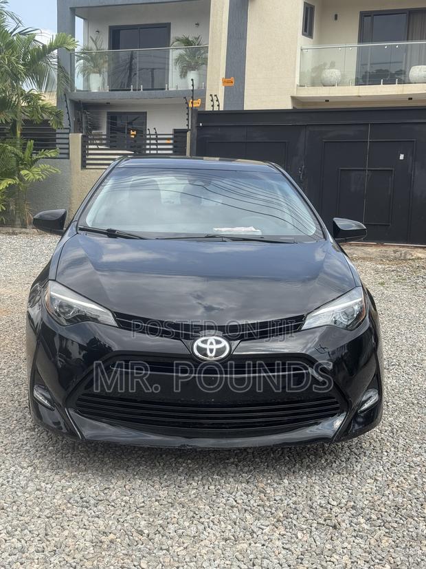 Toyota Corolla 2017 Black