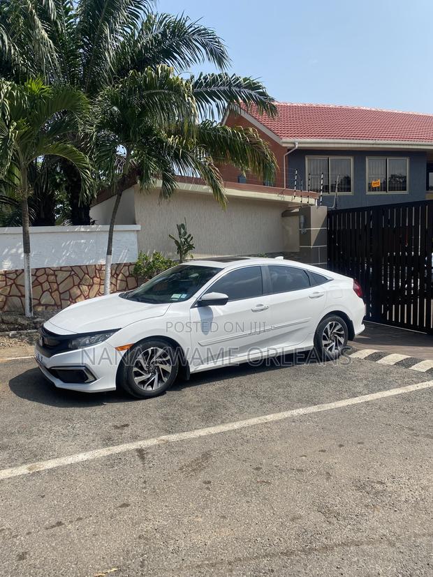 Honda Civic EX Sedan 2018 White