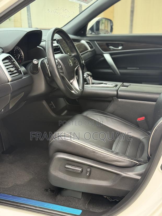 Honda HR-V 2019 White