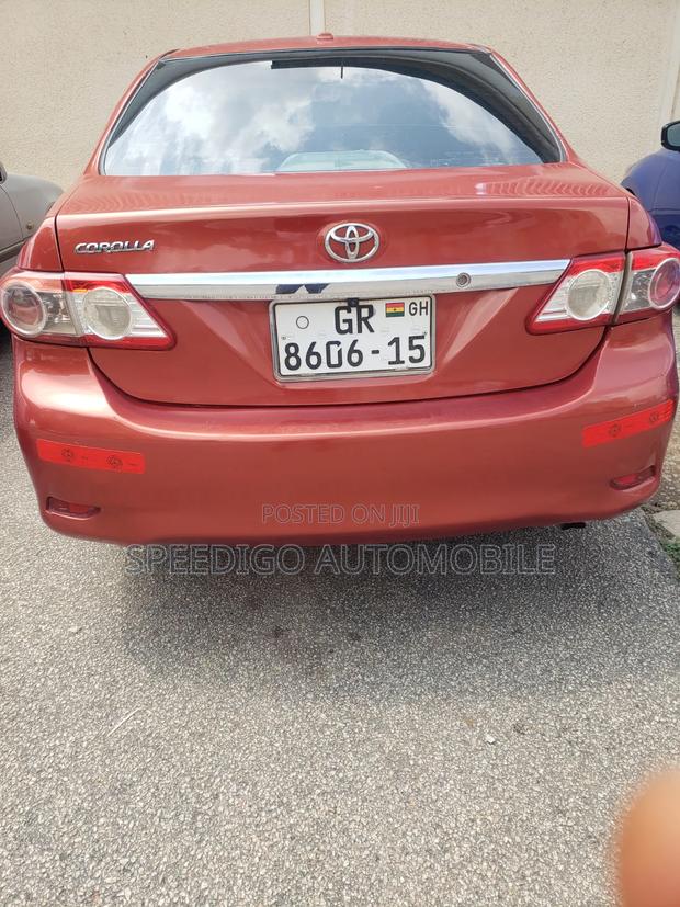 Toyota Corolla S 4dr Sedan (1.8L 4cyl 4A) 2013 Orange