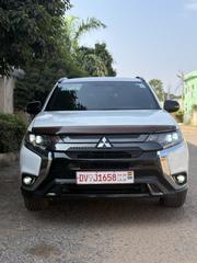 Mitsubishi Outlander SEL S-AWC 2020 White for sale