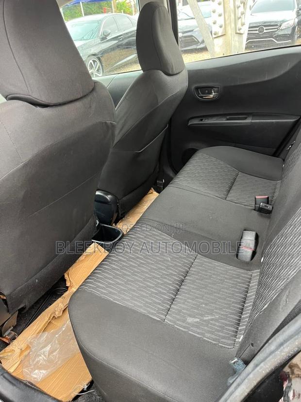 Toyota Yaris 2014 Black