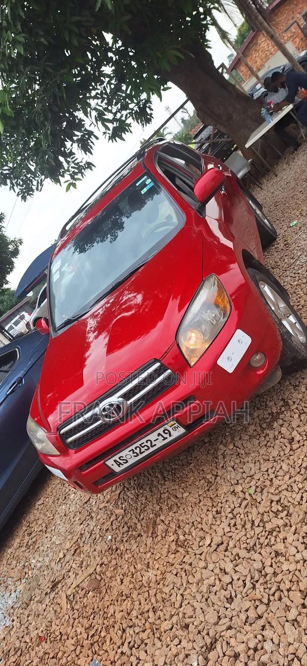 Toyota RAV4 2009 Red