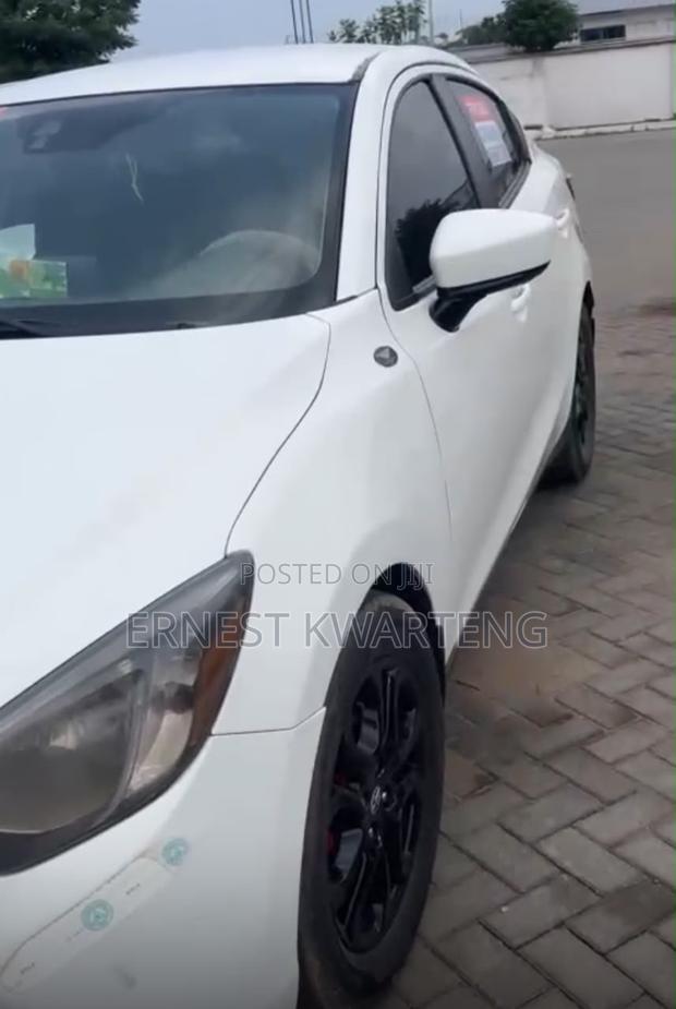 Toyota Yaris iA 1.5 FWD 2017 White