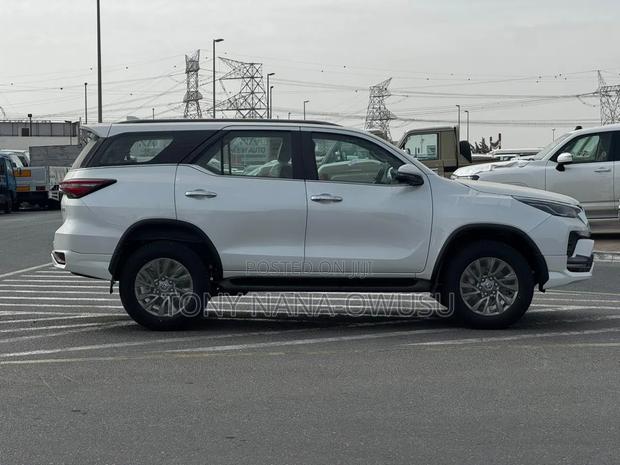 New Toyota Fortuner 2025 White