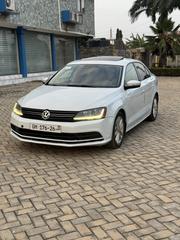 Volkswagen Jetta 2018 White for sale