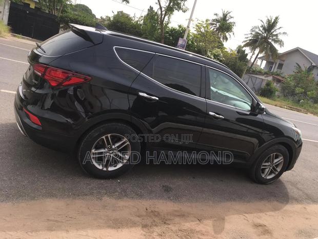 Hyundai Santa Fe 2018 Black