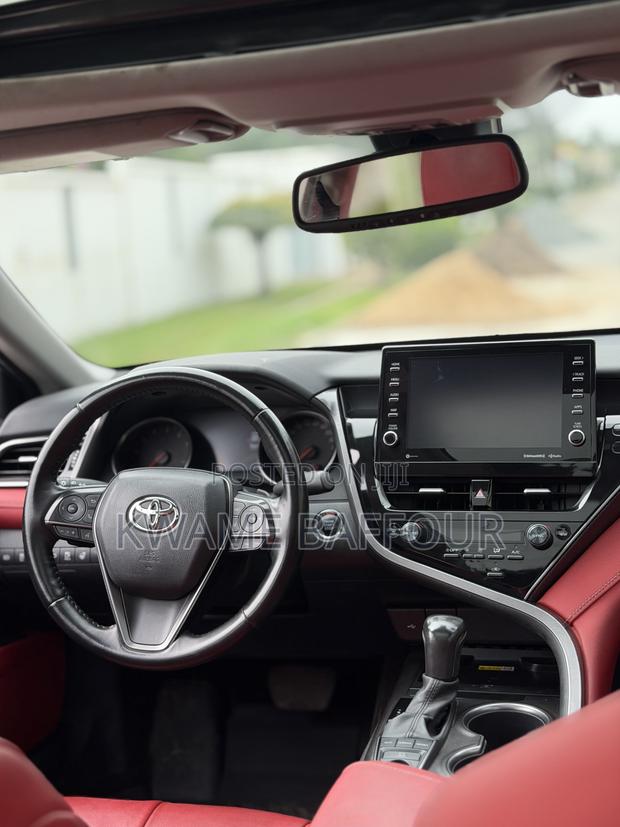 Toyota Camry 2023 Gray