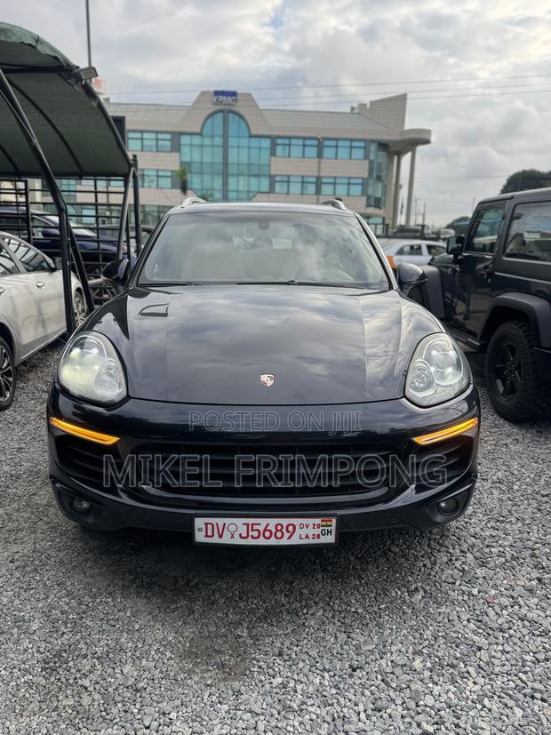 Porsche Cayenne Turbo AWD 2019 Blue
