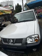 Nissan Hardbody 2013 White for sale