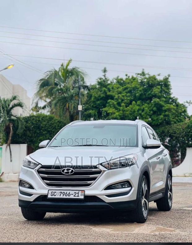 Hyundai Tucson 2016 Silver