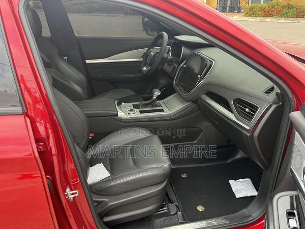 Jetour X70 Plus 1.6 5-Seater FWD 2020 Red