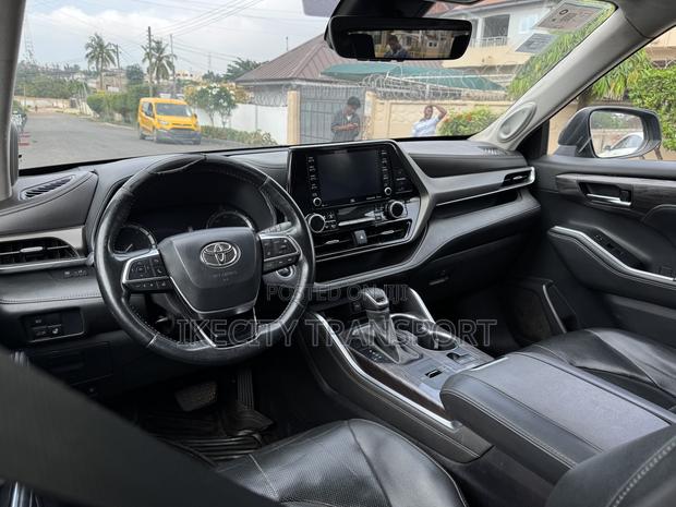 Toyota Highlander Limited AWD 2020 Blue