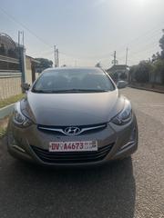 Hyundai Elantra 2016 Gold for sale