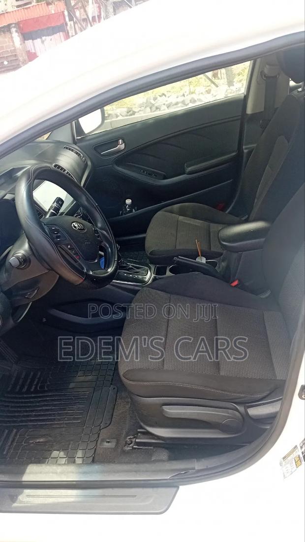 Kia Forte 2017 White
