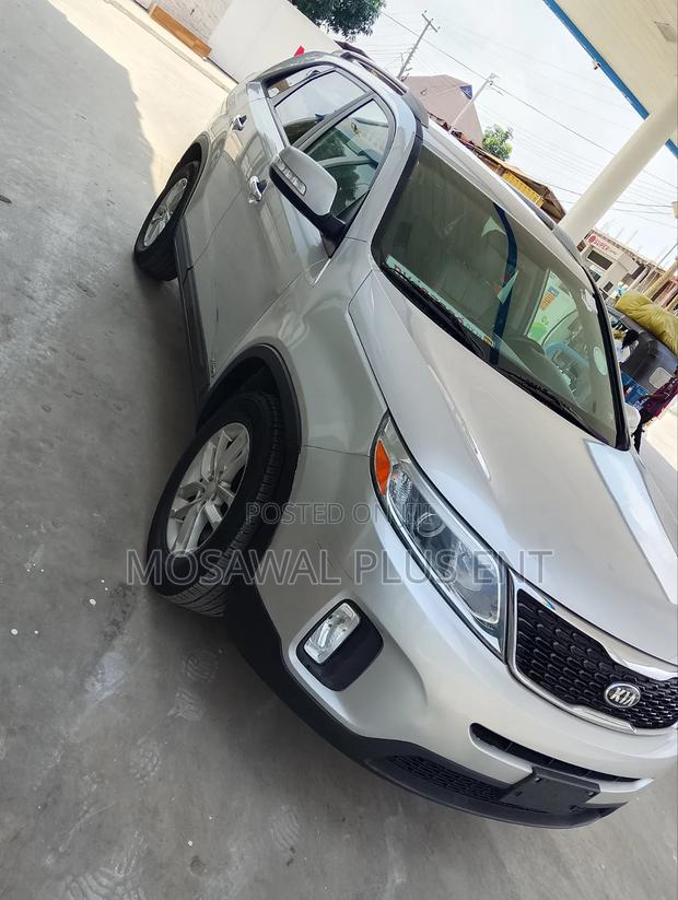 Kia Sorento 2015 Silver