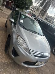 Ford Fiesta SE 4dr Sedan (1.6L 4cyl 5M) 2014 Gray for sale