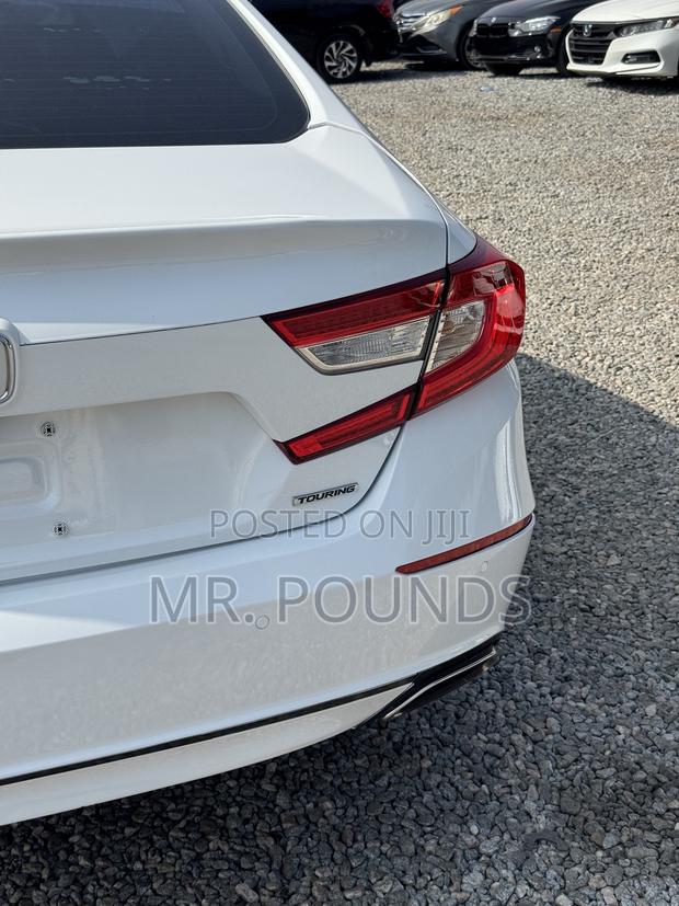 Honda Accord 2019 White