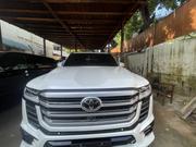 New Toyota Land Cruiser LC300 2023 White for sale