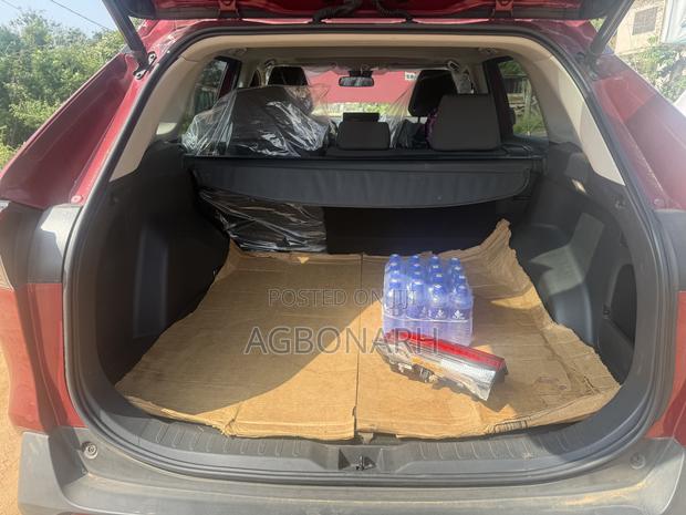 Toyota RAV4 XLE Premium AWD 2023 Red