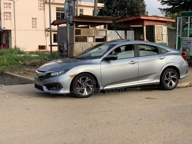 Honda Civic 2016 Silver