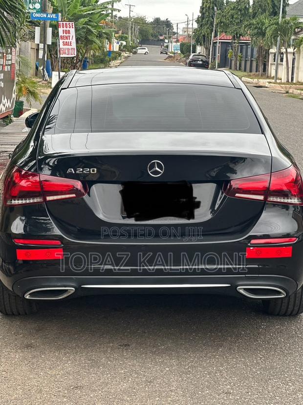 Mercedes-Benz A-Class 2022 Black