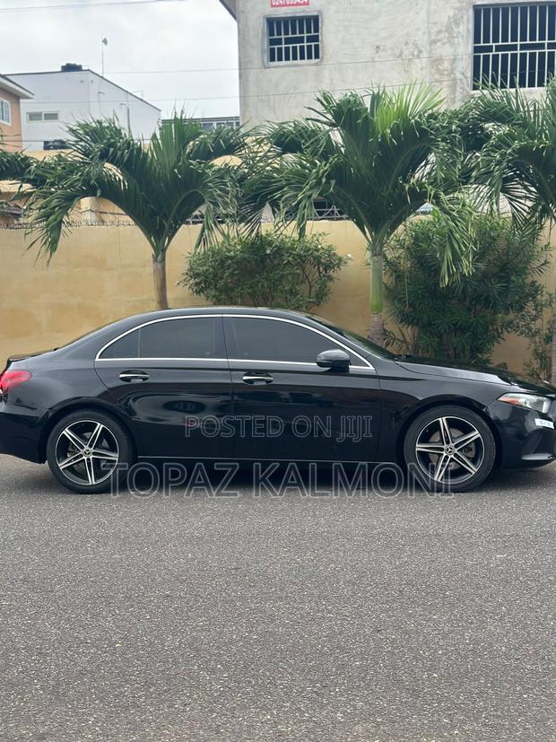Mercedes-Benz A-Class 2022 Black