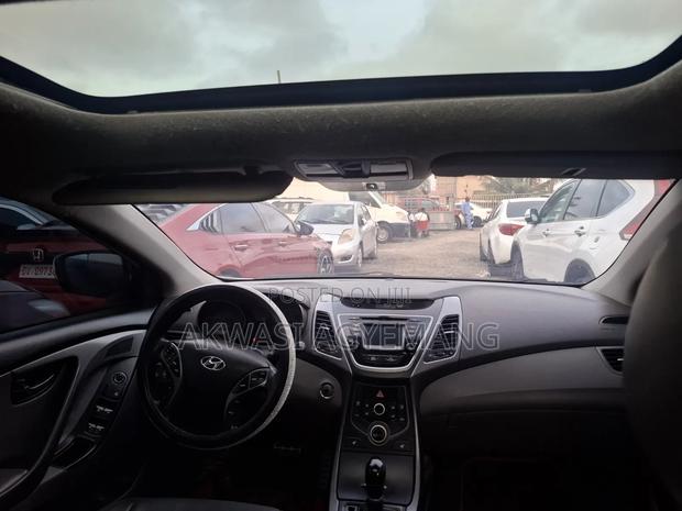 Hyundai Elantra 2014 White