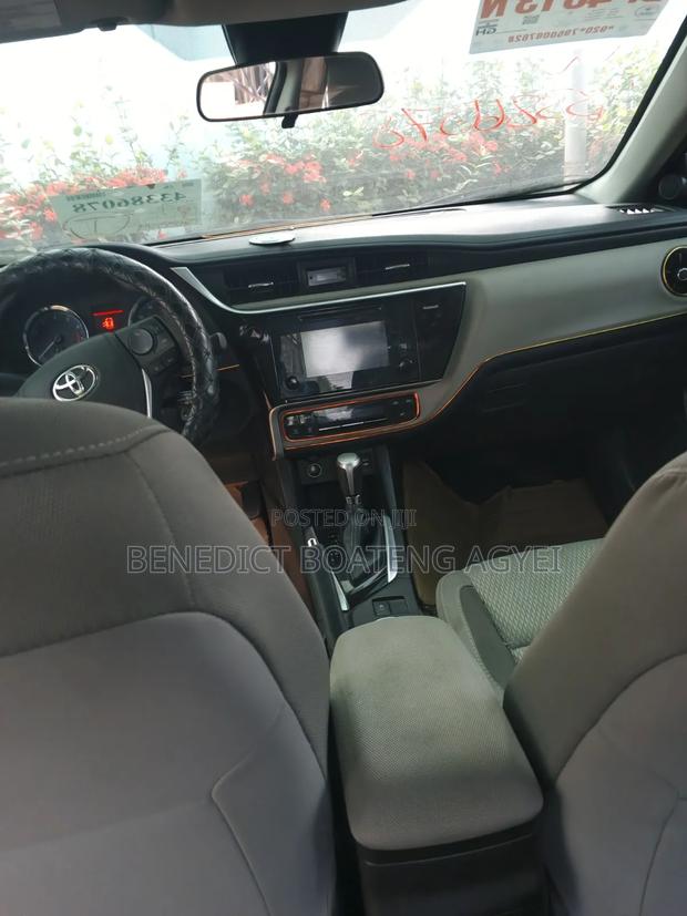 Toyota Corolla LE 4dr Sedan (1.8L 4cyl CVT) 2017 Black