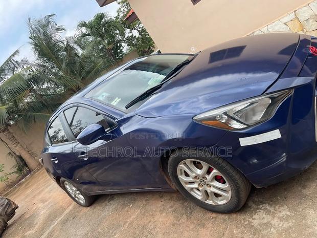 Toyota Yaris iA 1.5 FWD 2019 Blue