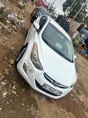 Hyundai Elantra 2013 White for sale