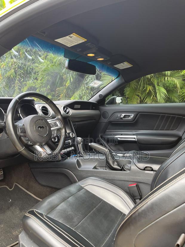 Ford Mustang GT 50 Years Limited Edition 2dr Coupe (5.0L 8cyl 6M) 2015
