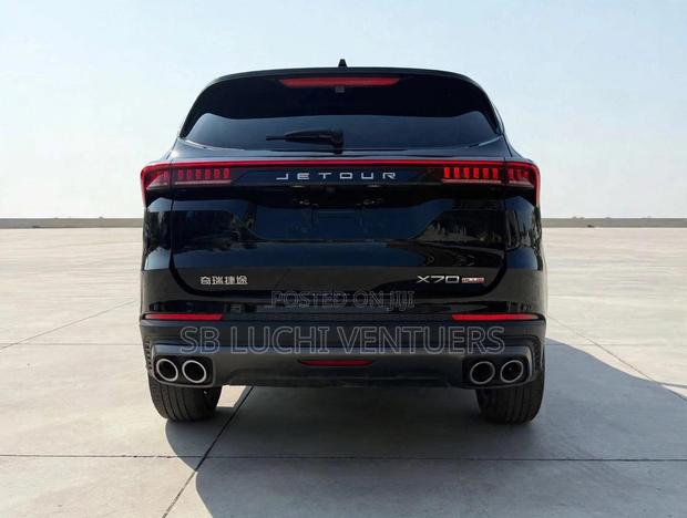Jetour X70 Plus 2022 Black