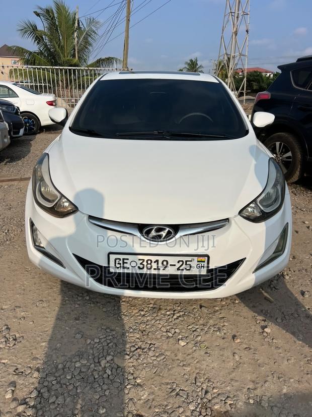 Hyundai Elantra Limited 4dr Sedan (1.8L 4cyl 6A) 2015 White