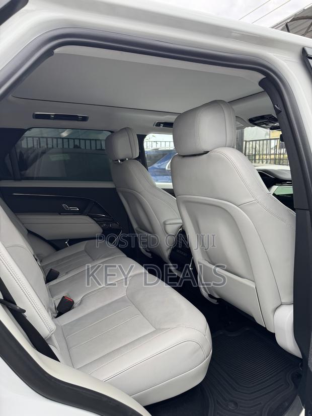 Land Rover Range Rover Sport P400 SE Dynamic 4WD 2023 White
