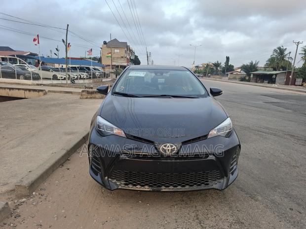 Toyota Corolla 2017 Black