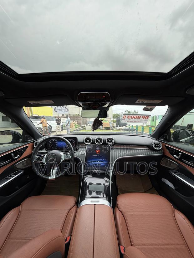 Mercedes-Benz C300 2023 Black