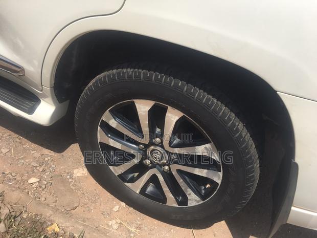 Toyota Land Cruiser 2021 White
