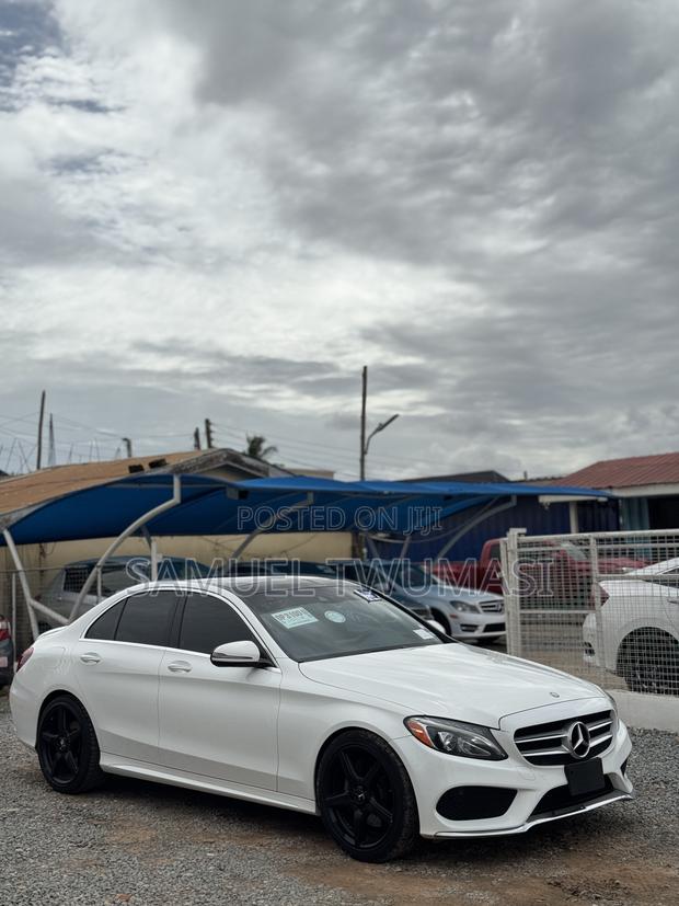 Mercedes-Benz C300 Sport 4Matic Sedan AWD (2.0L 4cyl 7A) 2017 White