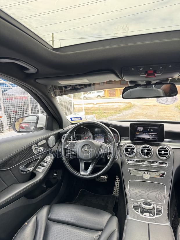 Mercedes-Benz C300 Sport 4Matic Sedan AWD (2.0L 4cyl 7A) 2017 White