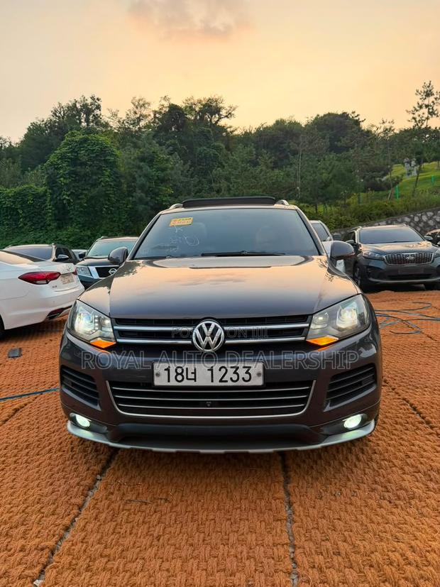 Volkswagen Touareg TDI Executive 2012 Black