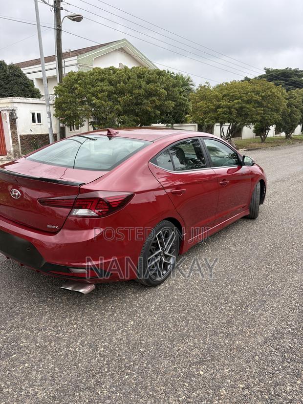 Hyundai Elantra Sport 2020 Red